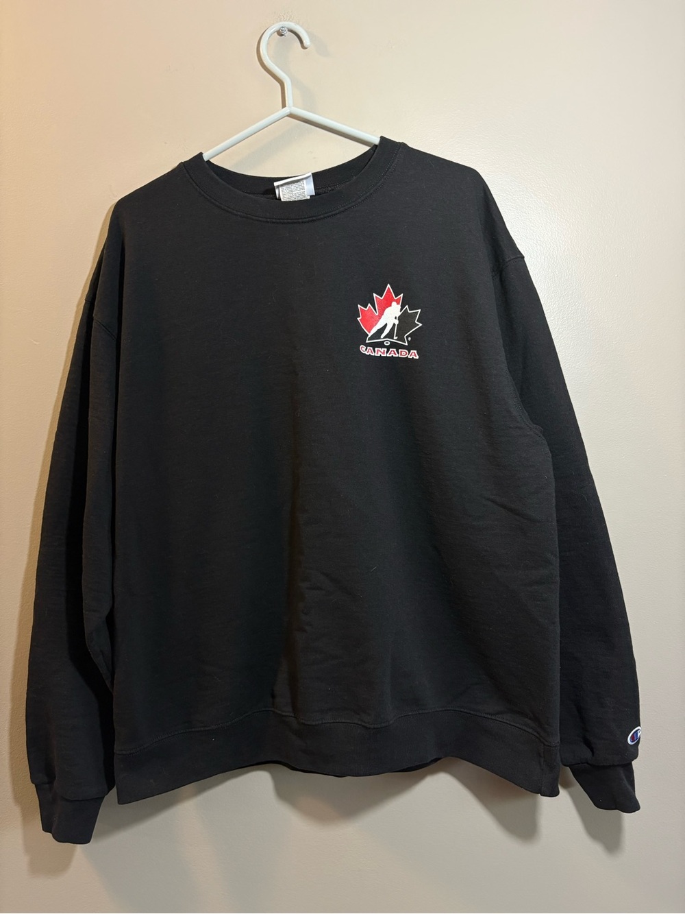 Champion Canada hockey Black Crewneck Sweatshirt